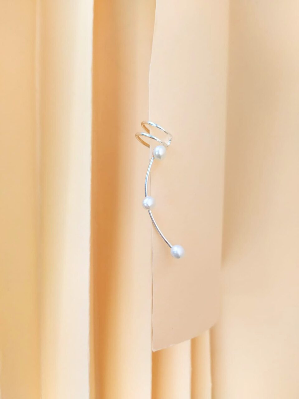 Ear Cuff Perlas.