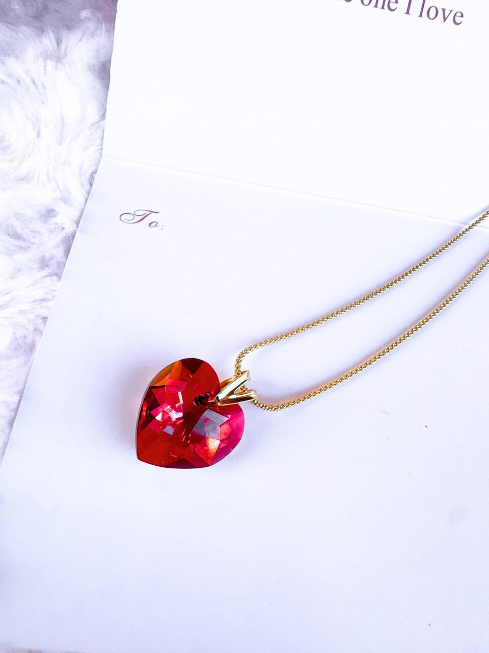 collar venus rojo