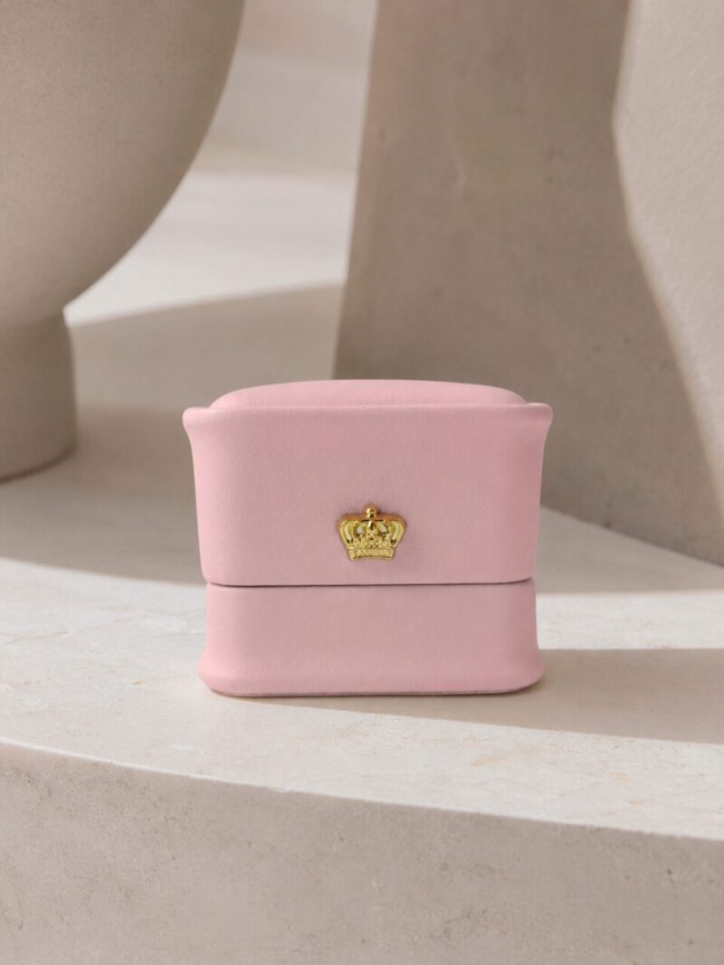 caja anillo rosa