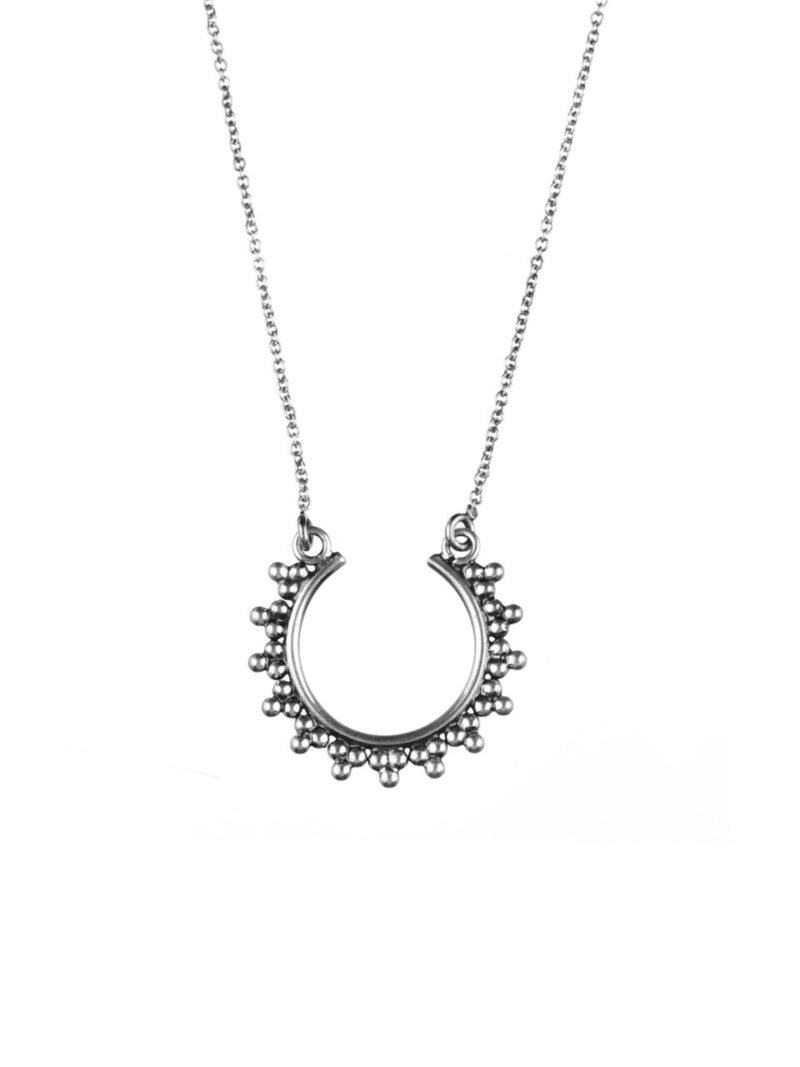 collar plata aramis